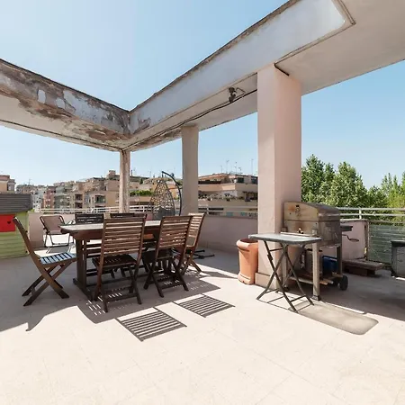 Guesthost - Sunny Terrace Apt In Piazza Bologna-3